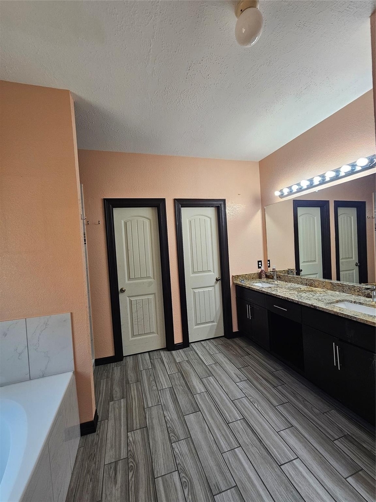 13922 Somersworth Drive - Photo 11