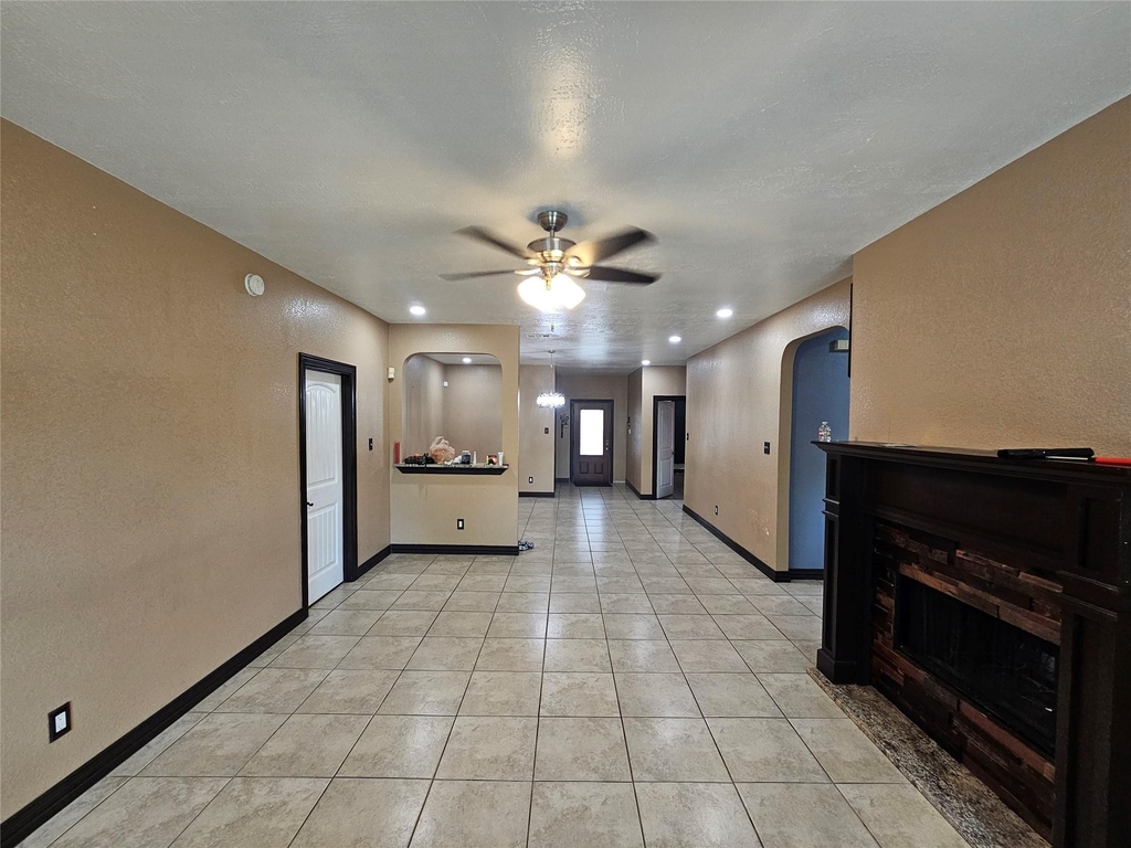 13922 Somersworth Drive - Photo 2
