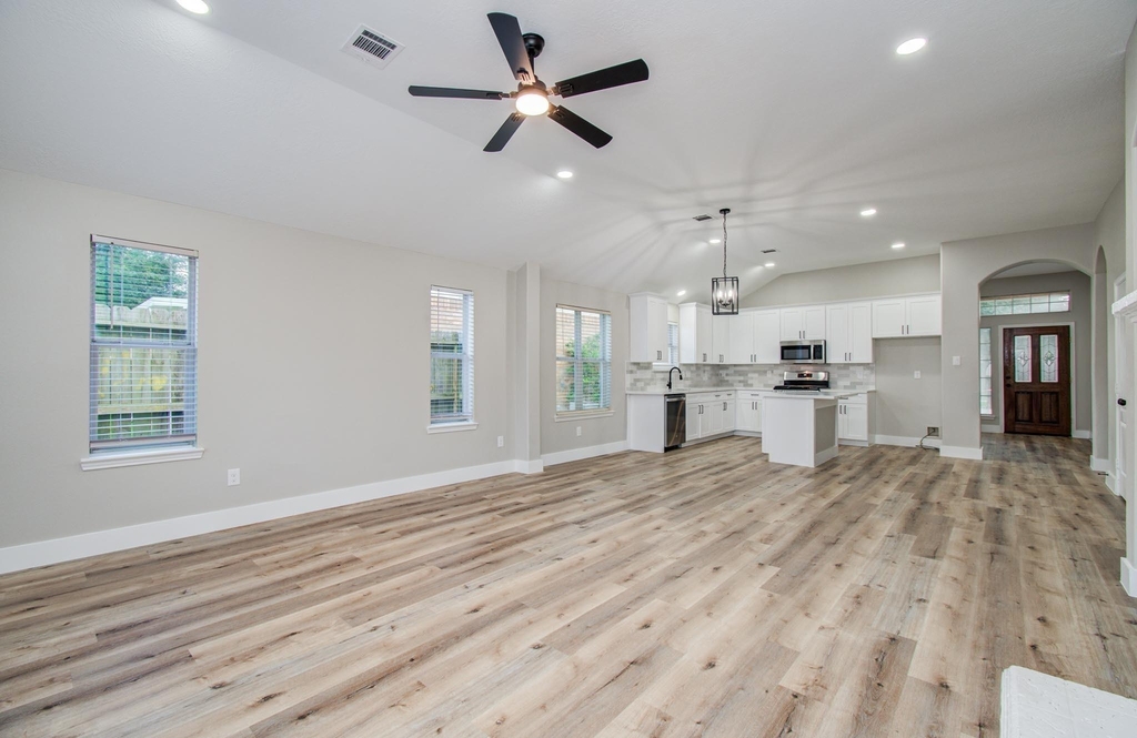 4506 Knights Court - Photo 15