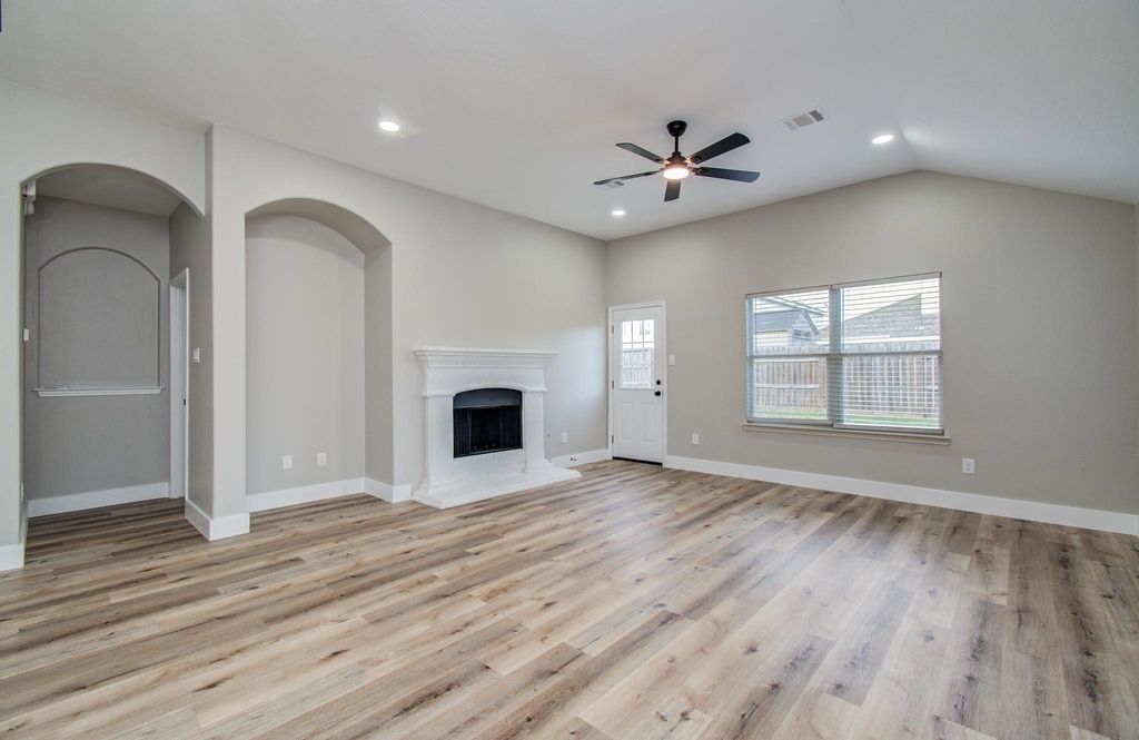 4506 Knights Court - Photo 13