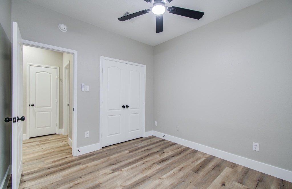 4506 Knights Court - Photo 24