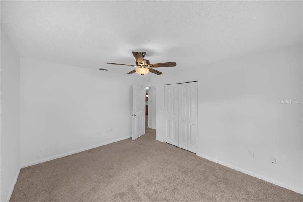 20105 Suncrest Drive - Photo 11