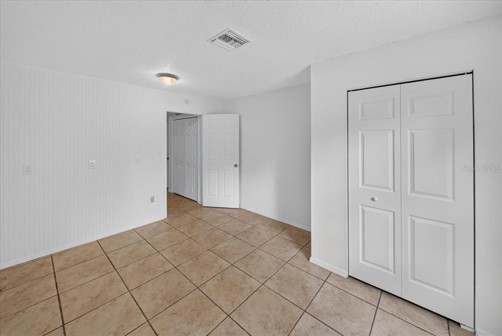 20105 Suncrest Drive - Photo 9