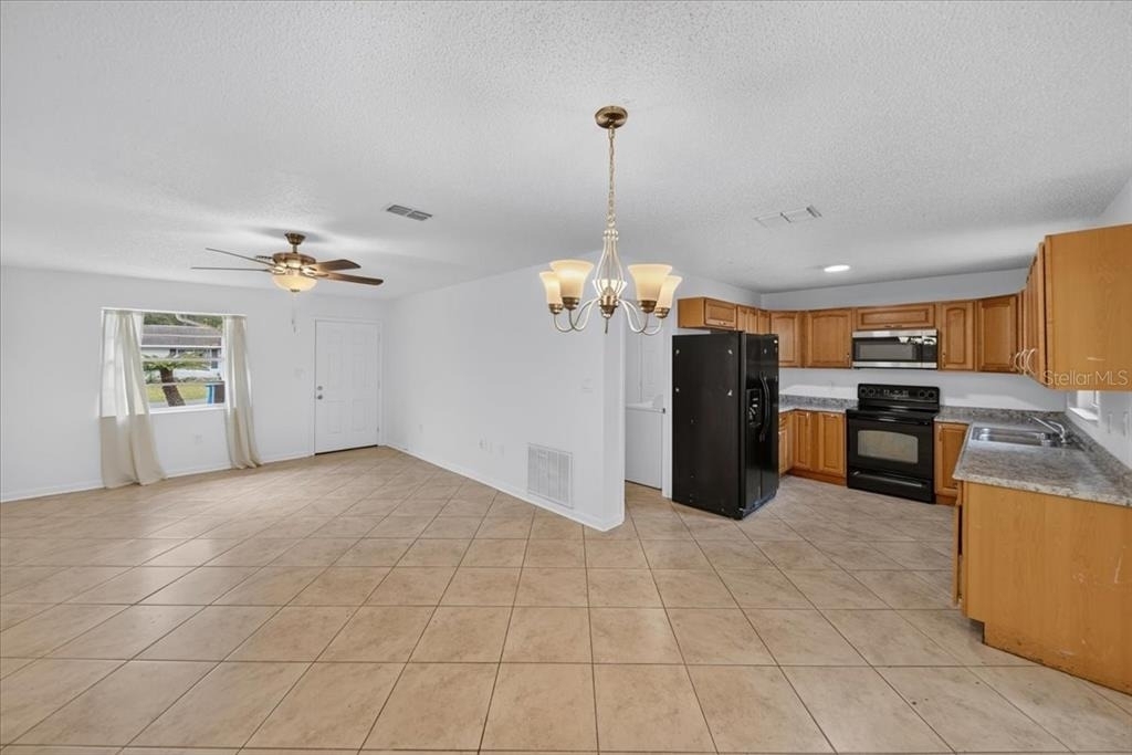 20105 Suncrest Drive - Photo 4