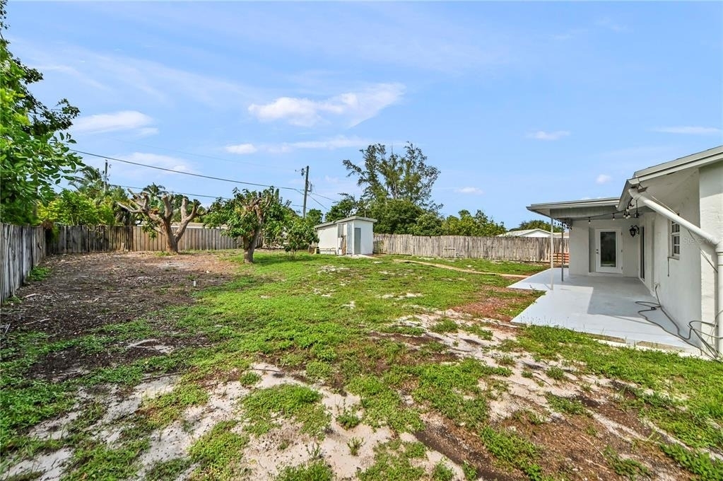 271 Nw 35th Street - Photo 29