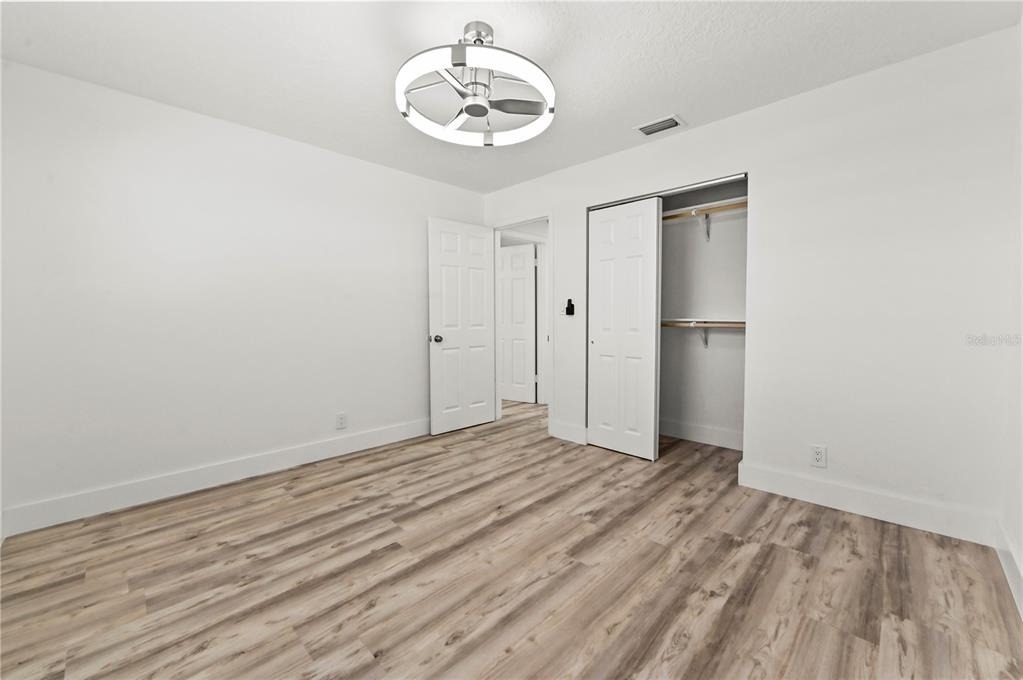 271 Nw 35th Street - Photo 17