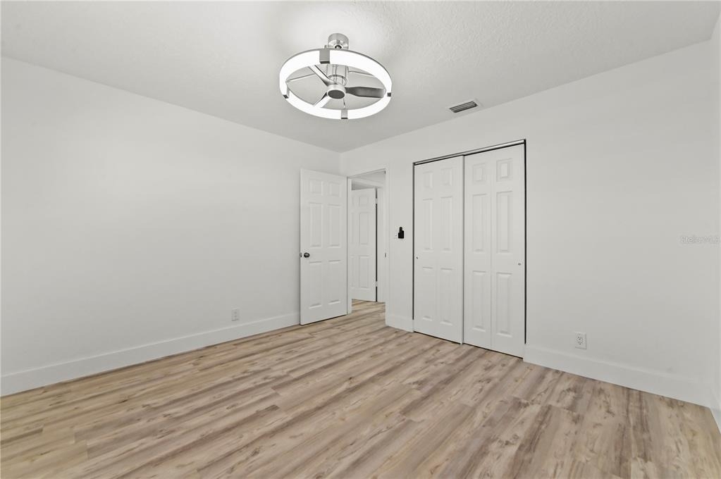 271 Nw 35th Street - Photo 18