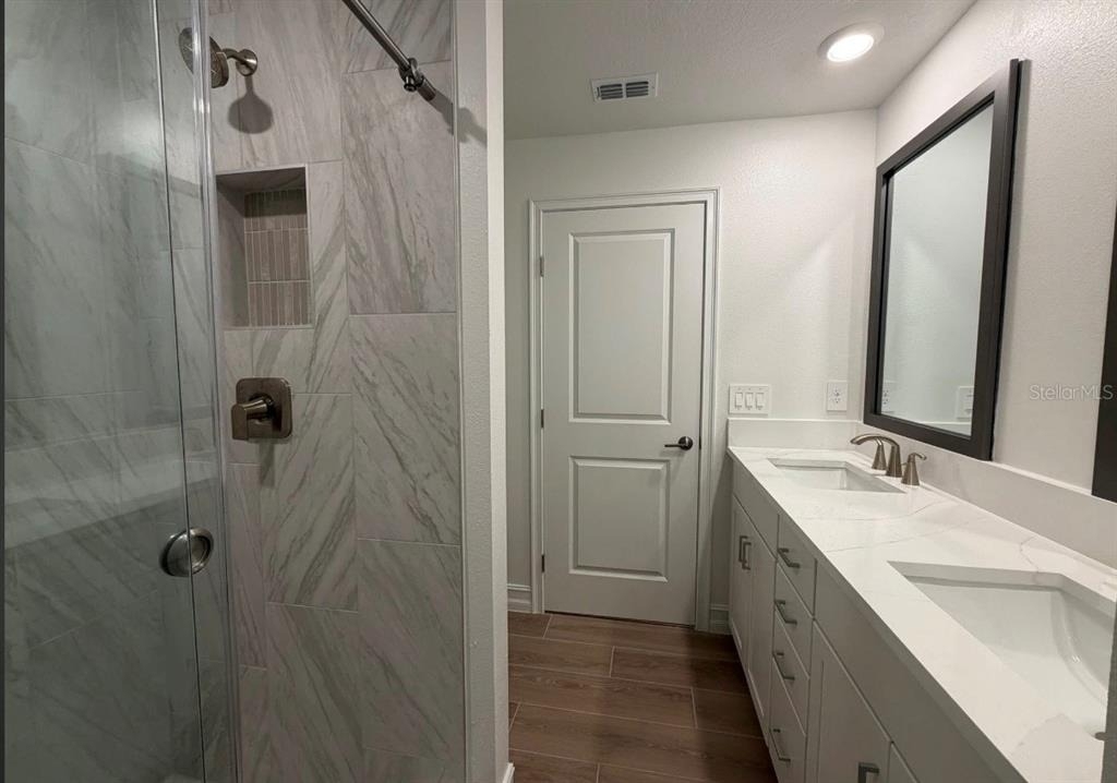 1523 W Chestnut Street - Photo 7