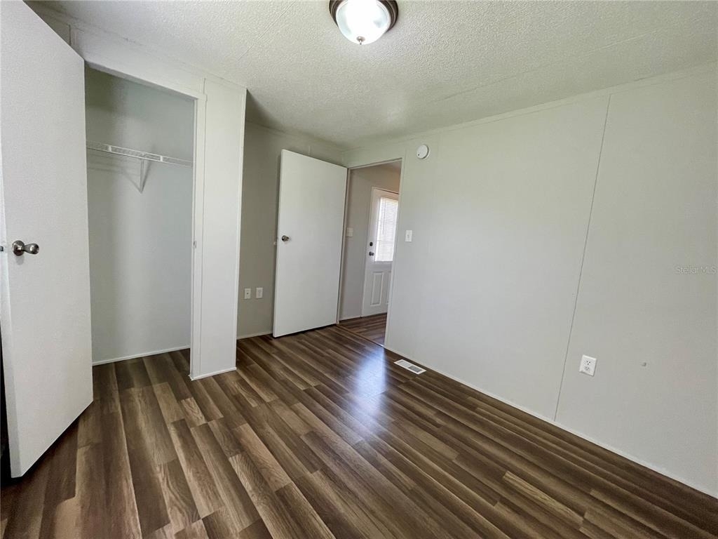 6334 Eugene Acres Lane - Photo 8