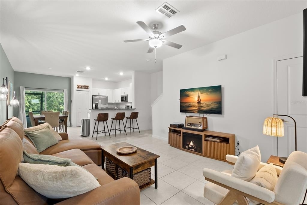 10324 Trumpet Honeysuckle Way - Photo 4