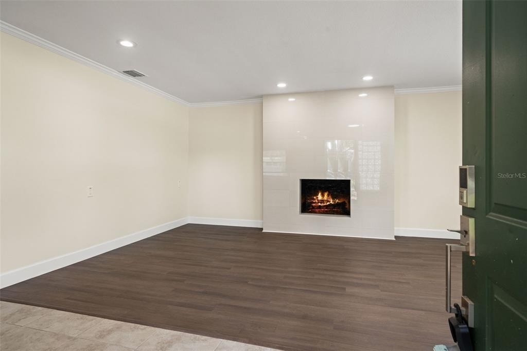 4247 Helena Street Ne - Photo 4