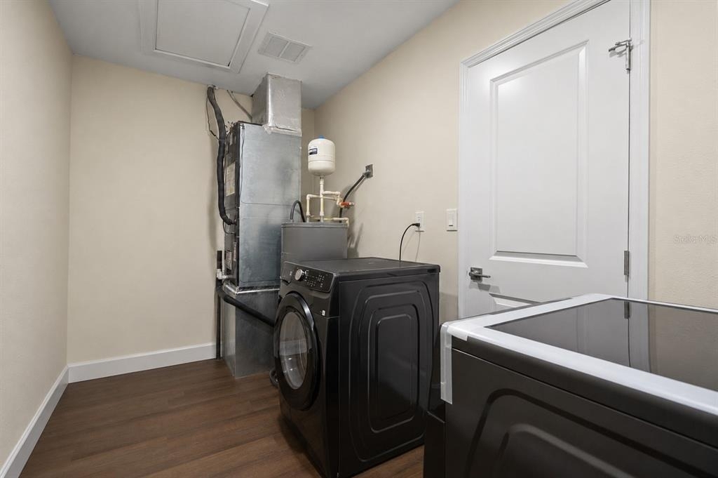 4247 Helena Street Ne - Photo 26