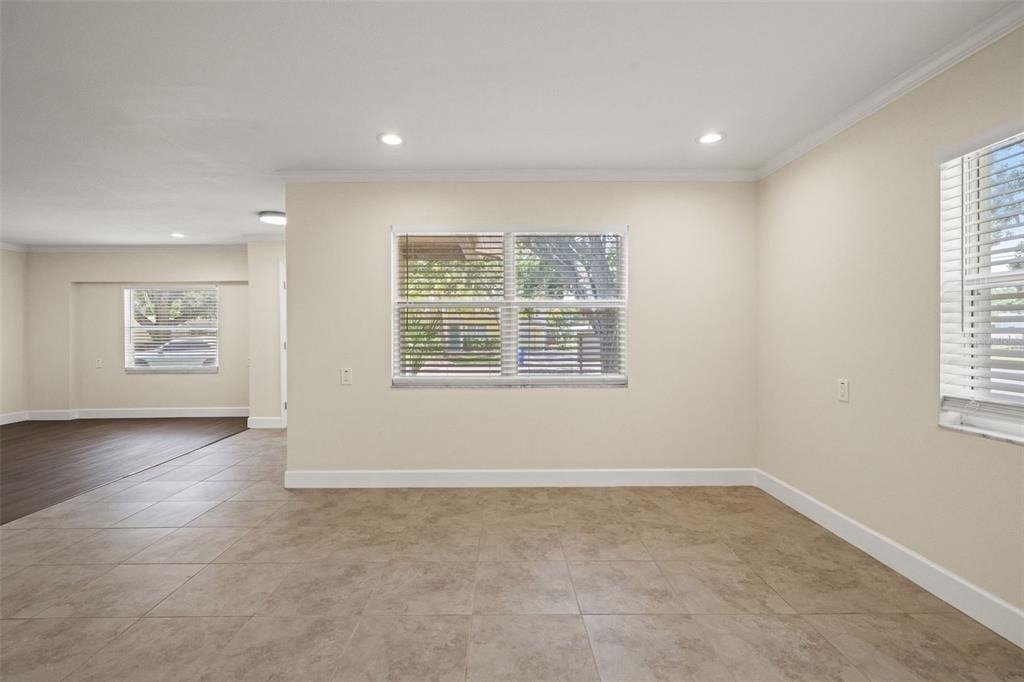 4247 Helena Street Ne - Photo 11