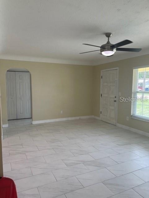 3040 Glen Oak Avenue N - Photo 2
