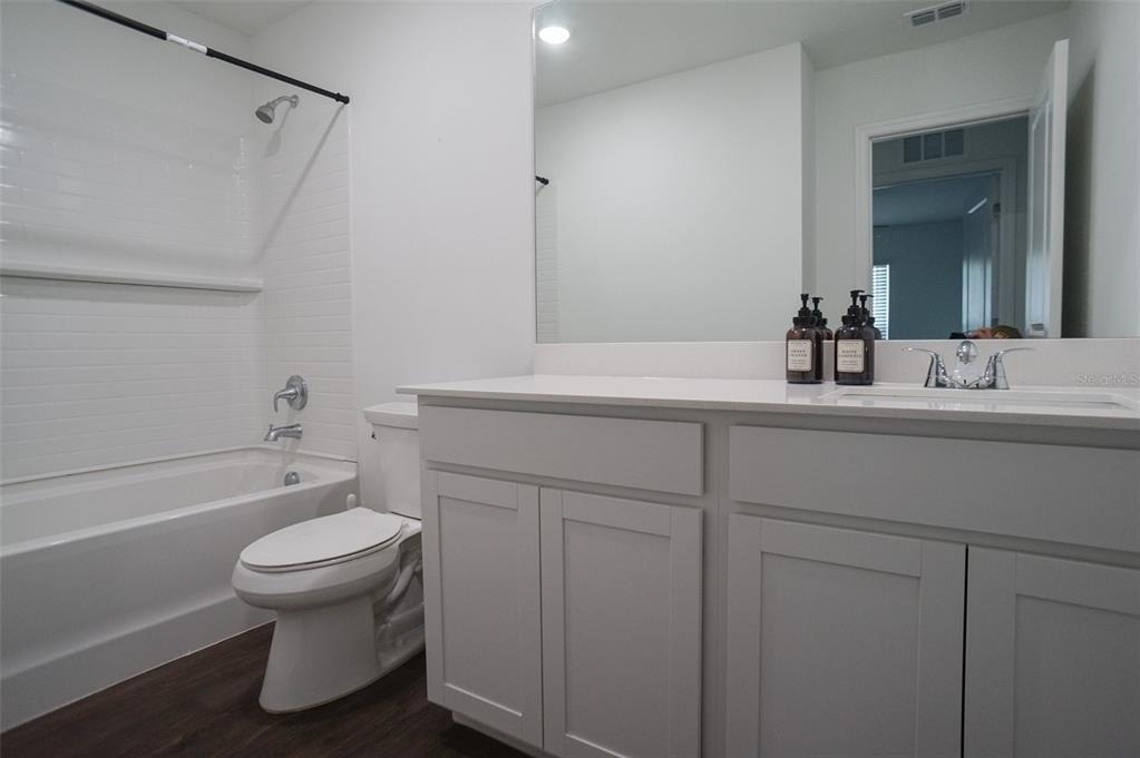705 Pennsylvania Avenue - Photo 16