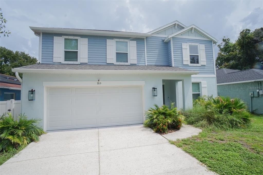 705 Pennsylvania Avenue - Photo 1