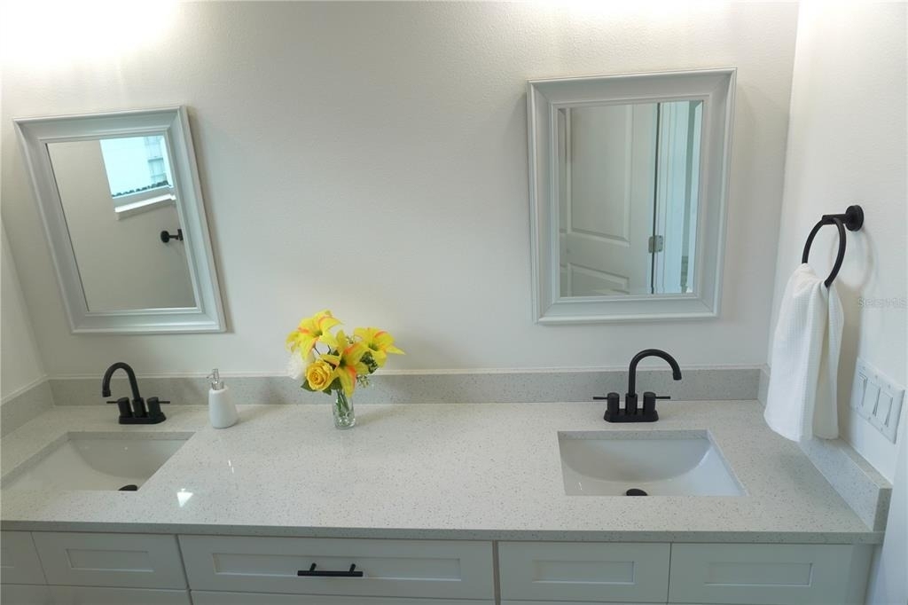 8924 N Orleans Avenue - Photo 18