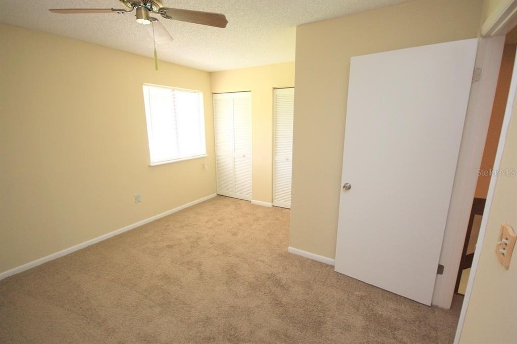 22640 Watersedge Boulevard - Photo 9