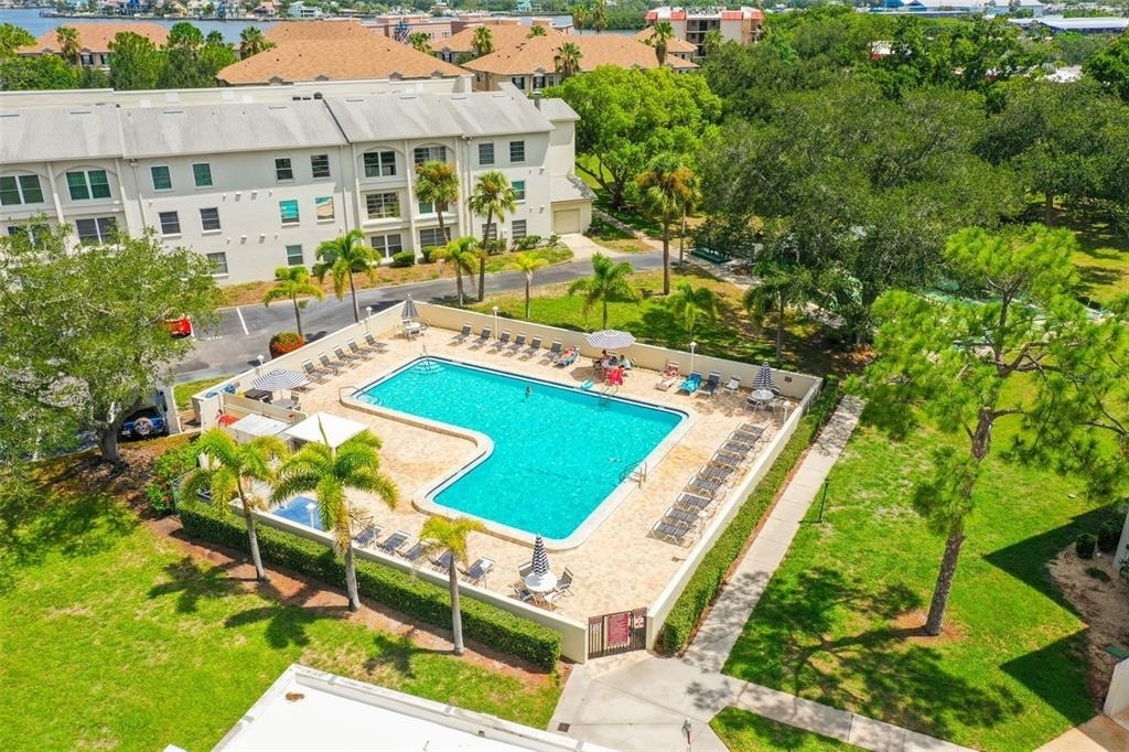 2700 Bayshore Boulevard - Photo 38