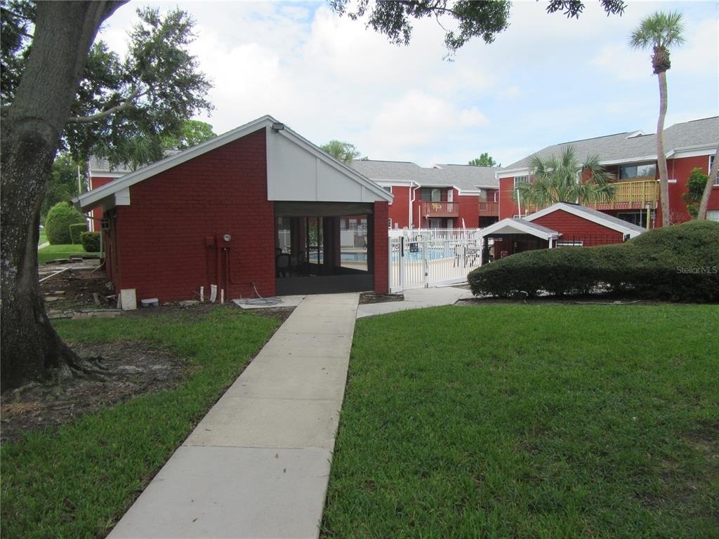 1310 83rd Avenue N - Photo 29