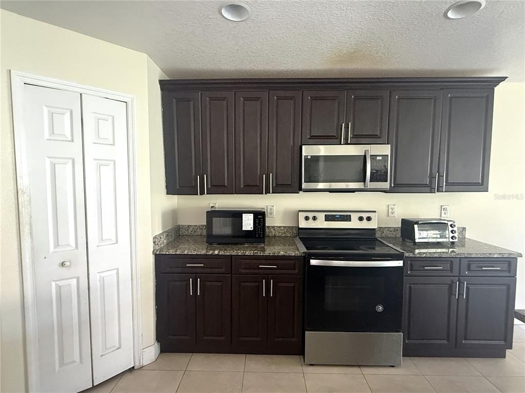 30909 Sonnet Glen Drive - Photo 3