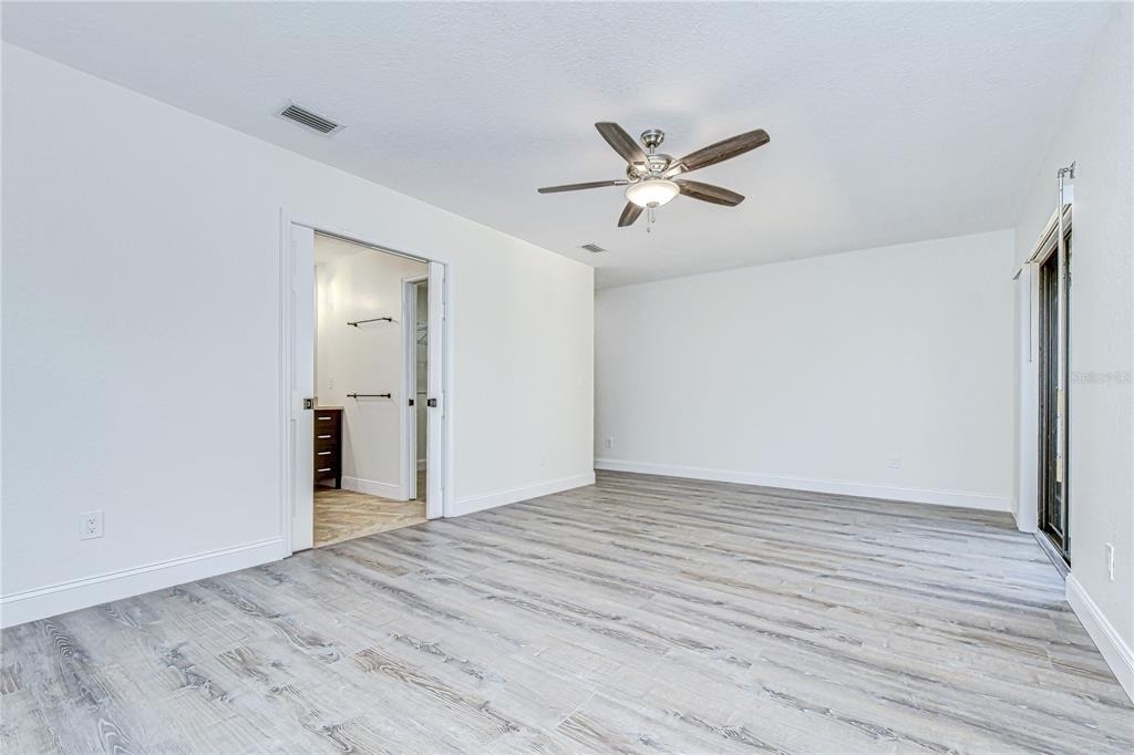 9731 62nd Avenue N - Photo 29