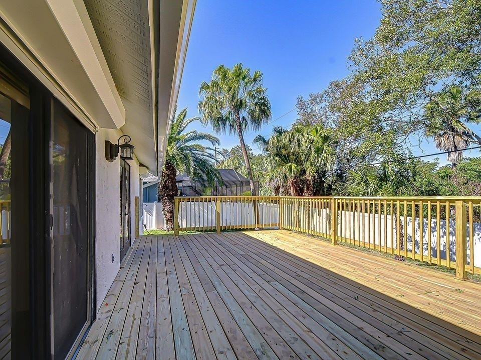 9731 62nd Avenue N - Photo 38