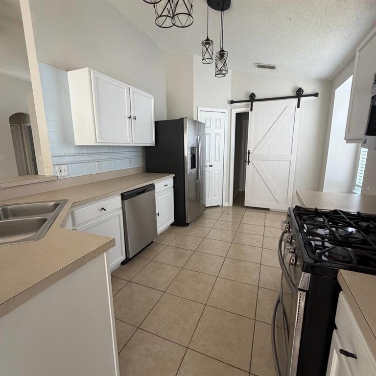 535 Rollins Drive - Photo 10