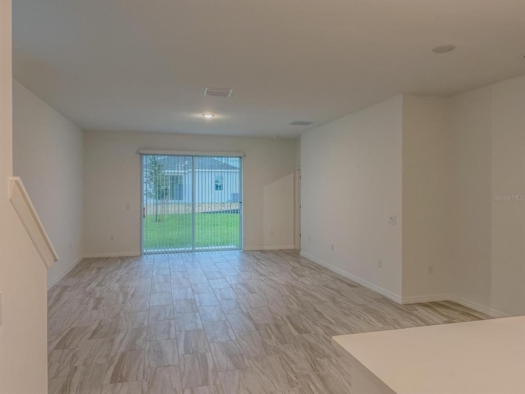 438 Marion Loop - Photo 5
