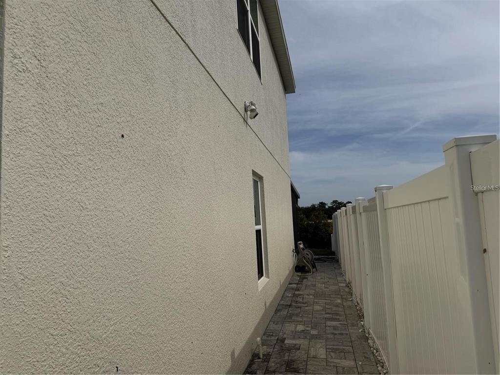 862 Marcel Loop - Photo 21