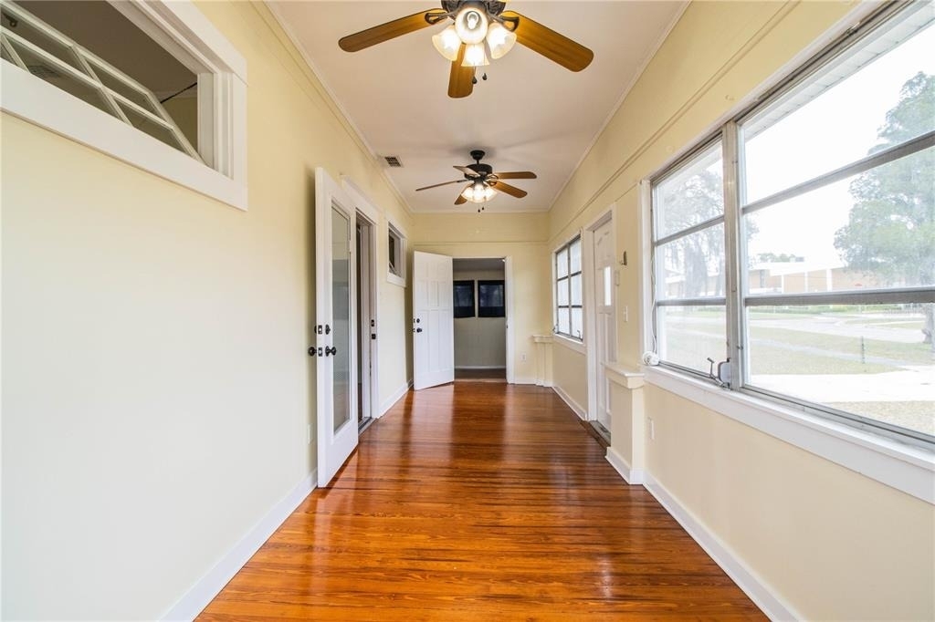 412 E Tillman Avenue - Photo 29