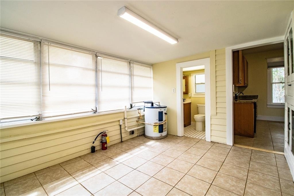 412 E Tillman Avenue - Photo 32