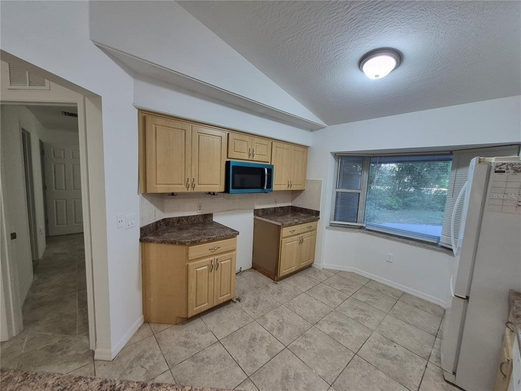 1213 W Sorrento Drive - Photo 8