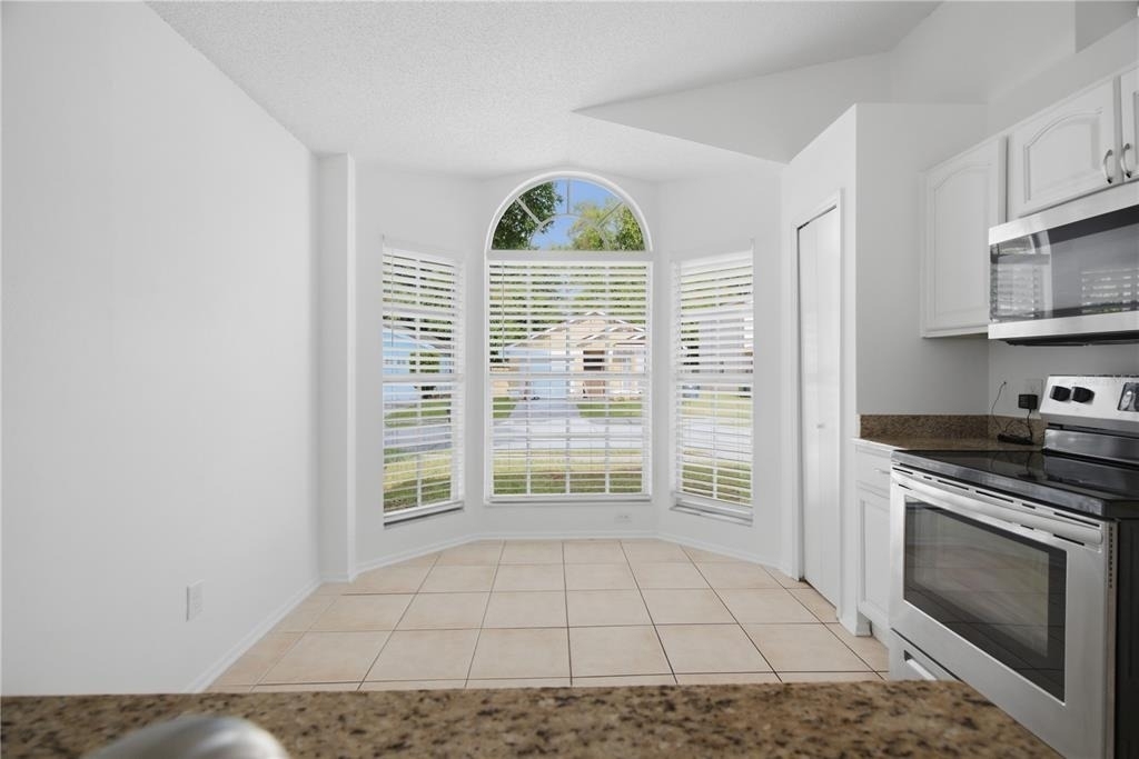 128 Oak Grove Road - Photo 5