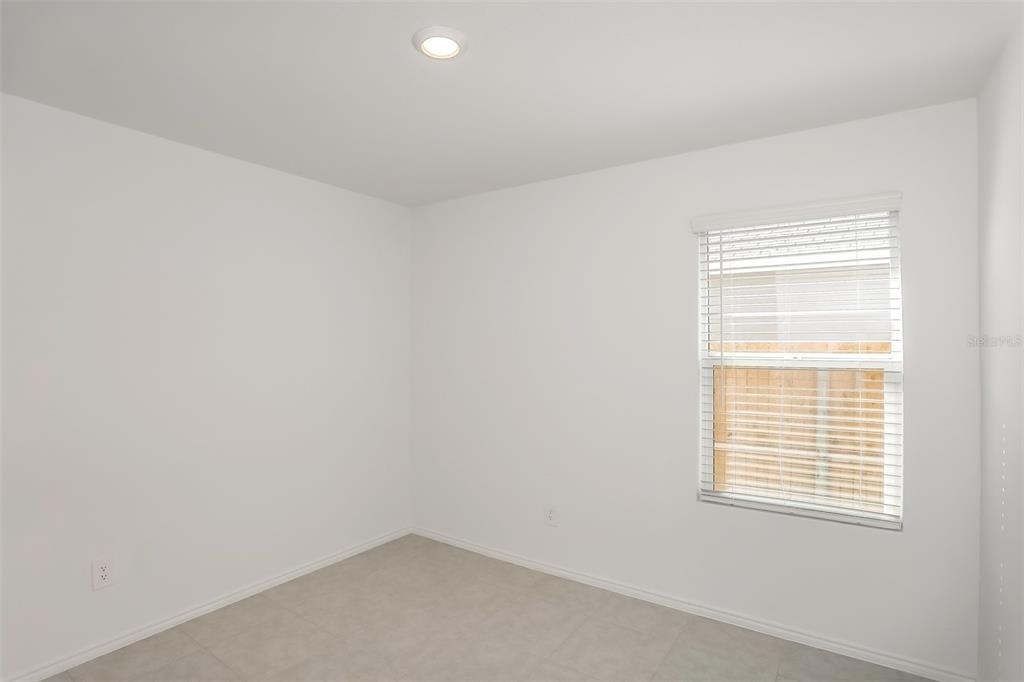 807 Savona Place - Photo 11