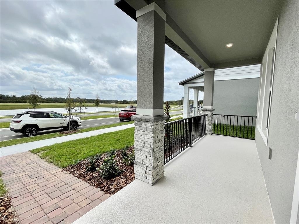 332 S Zuni Road - Photo 2