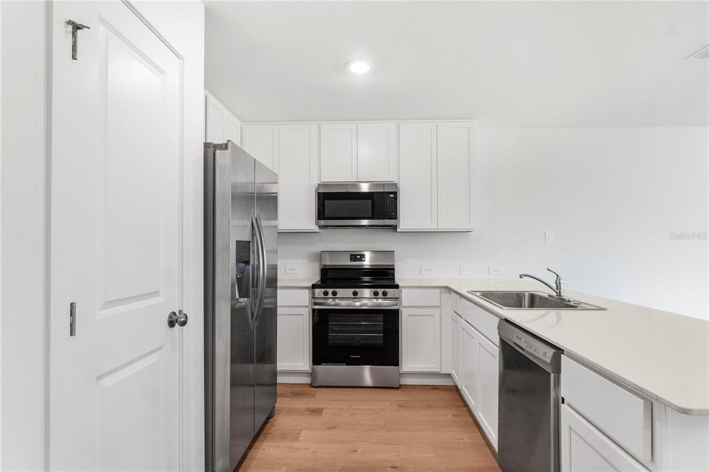 1566 Plank Place - Photo 14