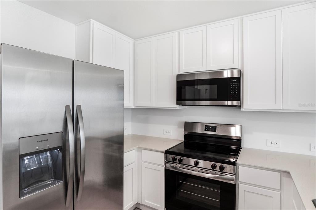 1566 Plank Place - Photo 16
