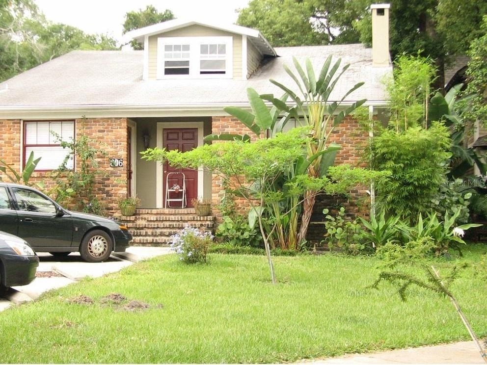 606 Lake Dot Circle - Photo 0