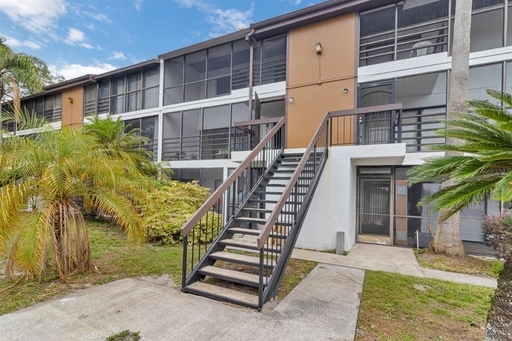 4428 Castlepalm Road - Photo 18