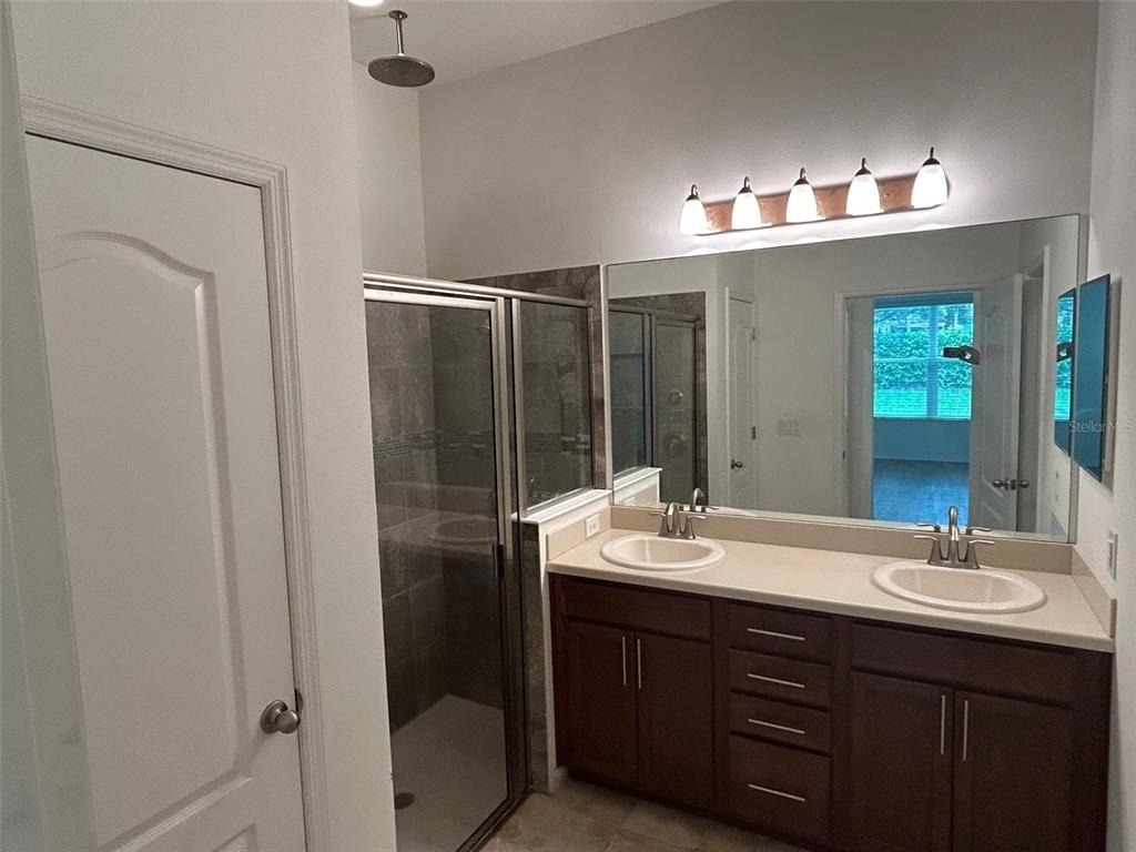 913 Berry Leaf Court - Photo 12