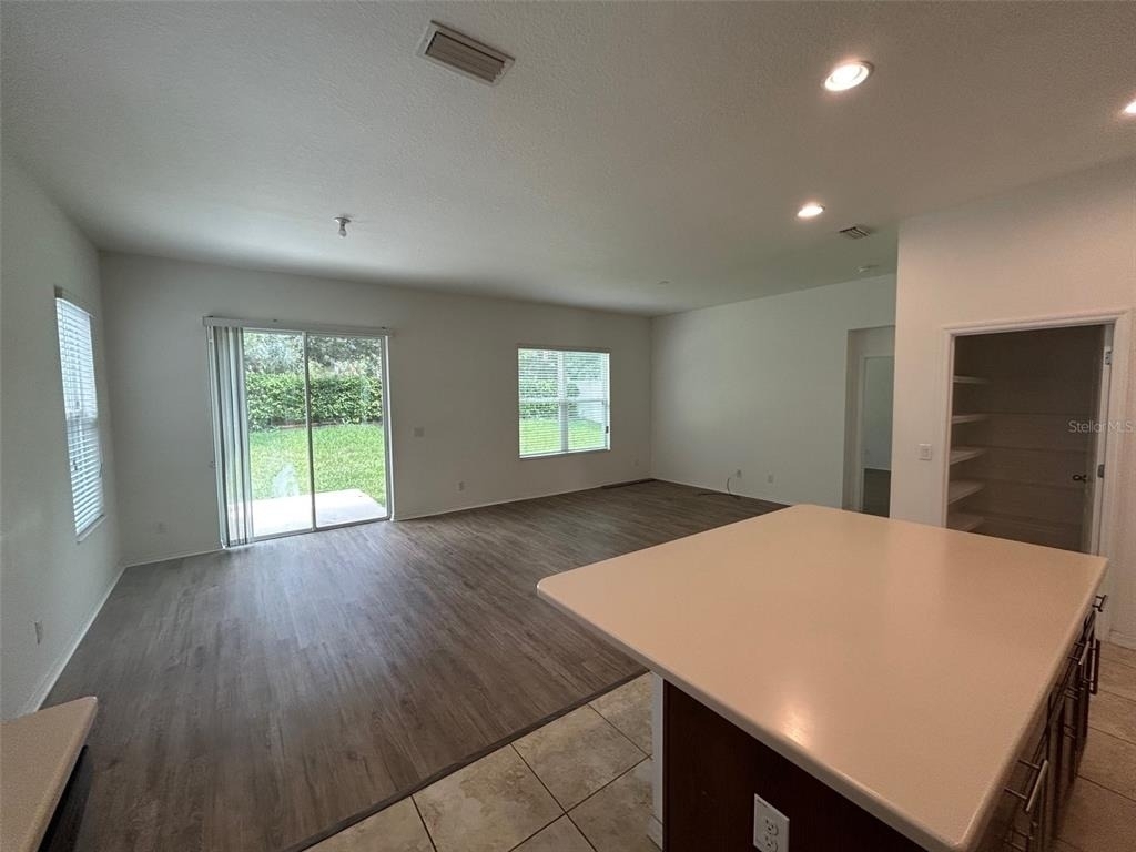 913 Berry Leaf Court - Photo 7