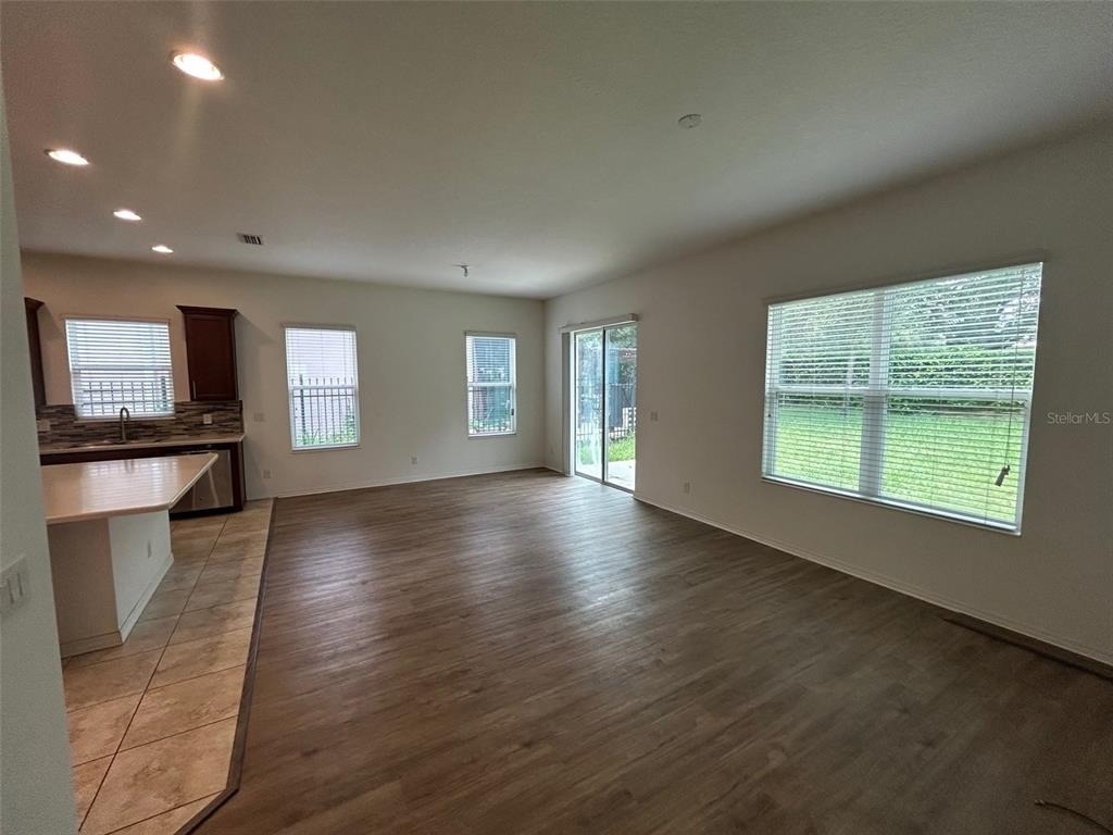 913 Berry Leaf Court - Photo 9