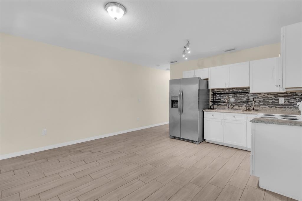 613 E 2nd Street - Photo 15