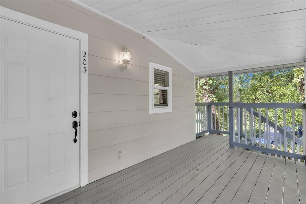 613 E 2nd Street - Photo 10