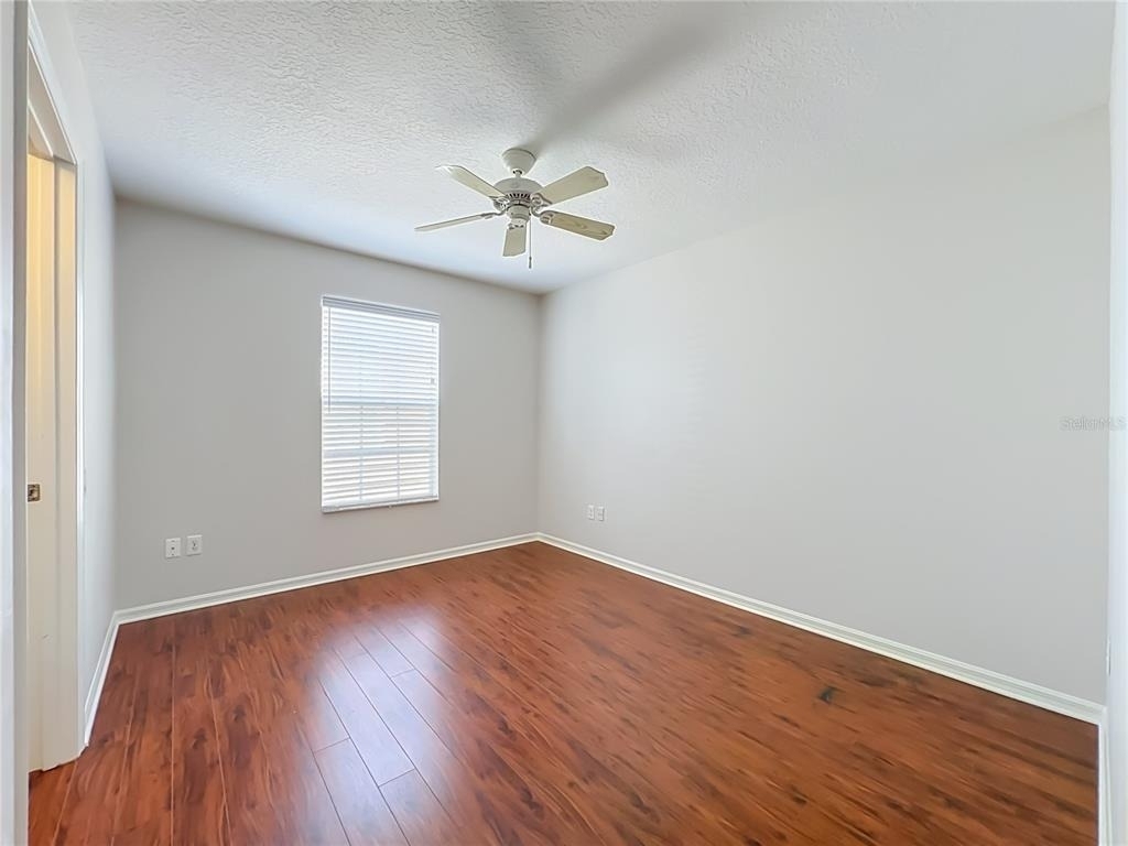900 W Charing Cross Circle - Photo 33