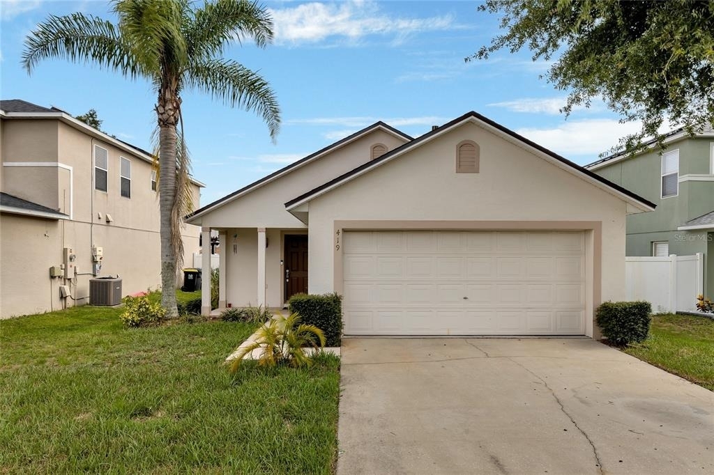 419 Rona Lane - Photo 0
