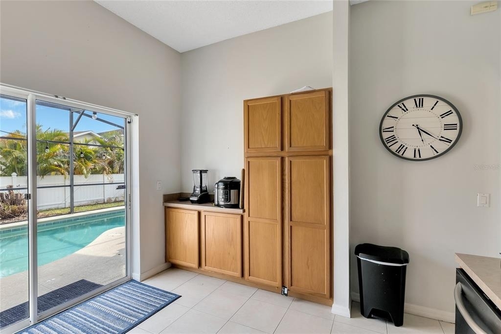 419 Rona Lane - Photo 6