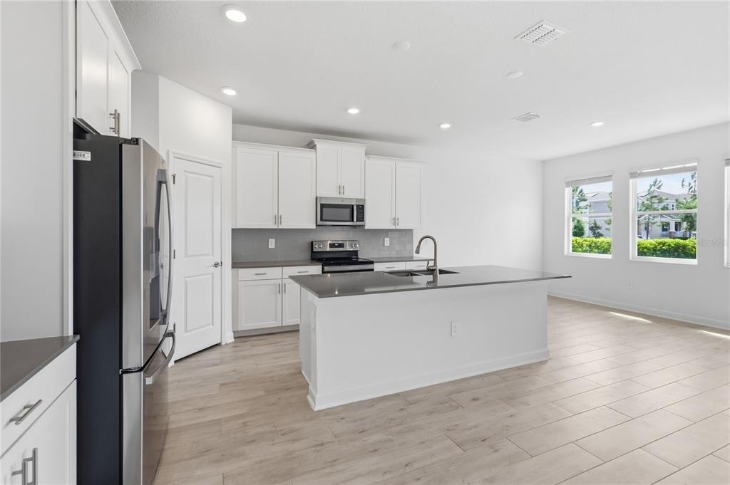 3000 Ella Way - Photo 16