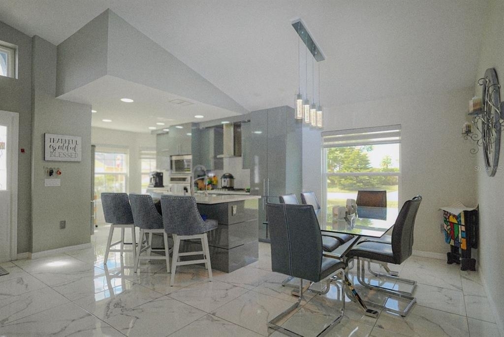 550 Fox Loop - Photo 2